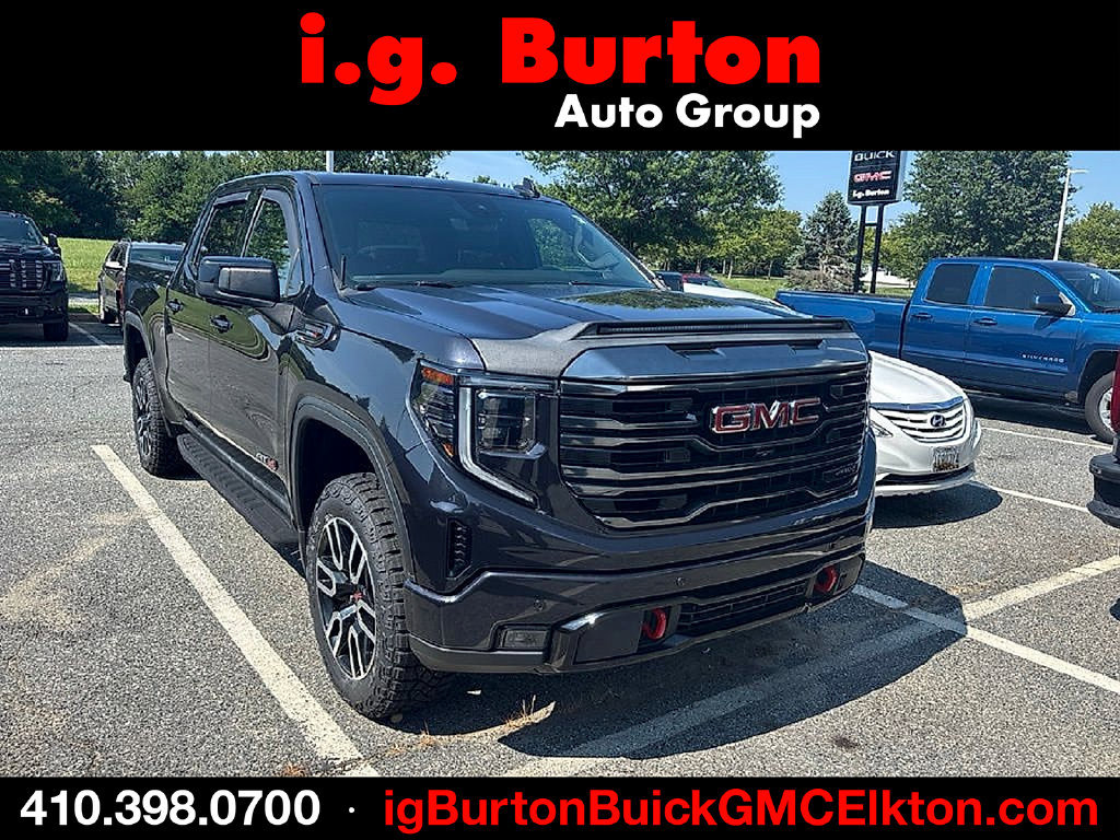 Certified 2023 GMC Sierra 1500 AT4 w/ AT4 Premium Package AWD/4WD image 1