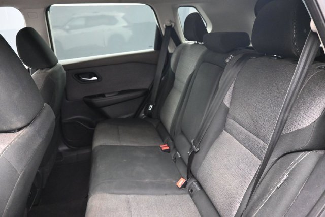 Used 2023 Nissan Rogue SV FWD image 21