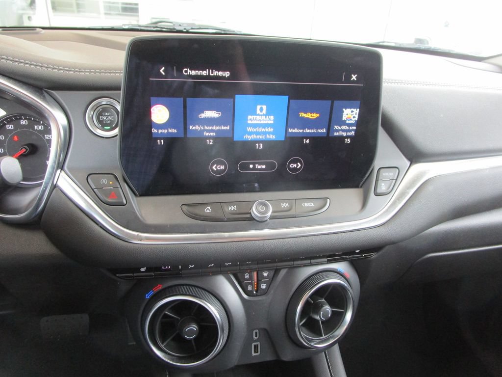 Used 2024 Chevrolet Blazer LT w/ Convenience Package FWD image 33