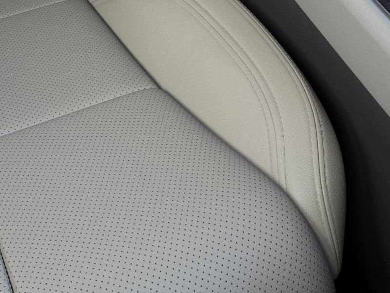 New 2025 Lincoln Aviator Reserve w/ Equipment Group 201A image 16