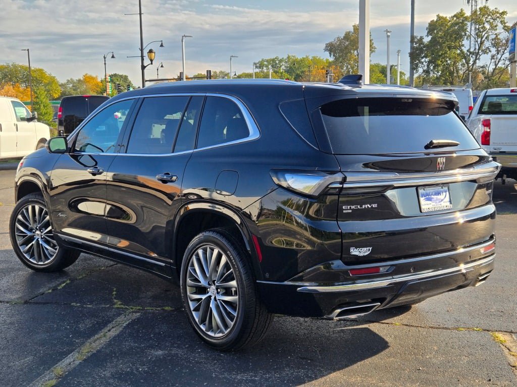 Used 2026 Buick Enclave Avenir w/ Super Cruise Package AWD/4WD image 17