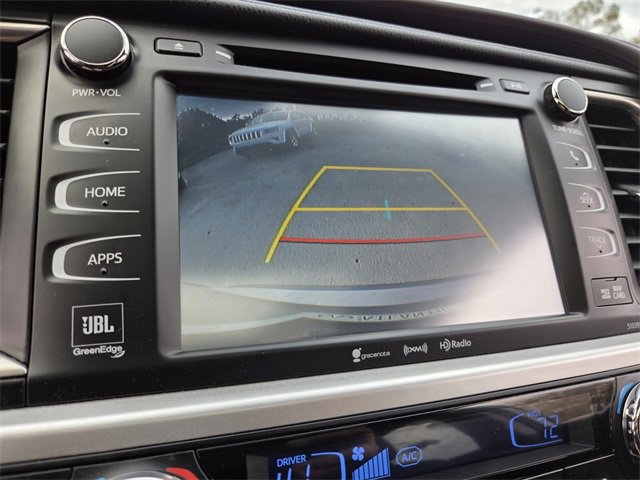 Used 2019 Toyota Highlander Limited image 30