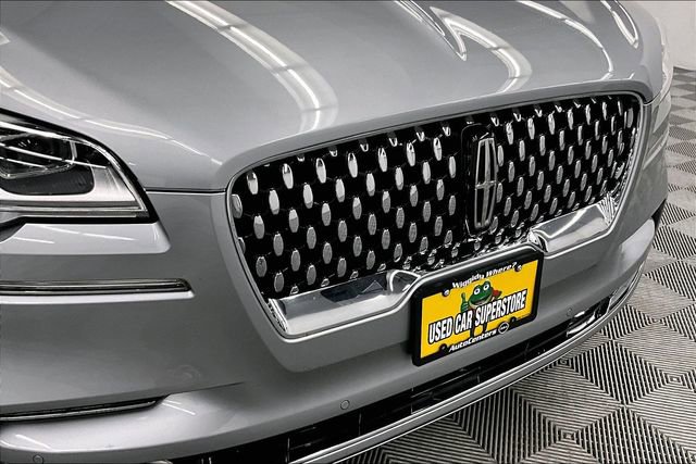 Used 2023 Lincoln Aviator Black Label w/ Class IV Trailer Tow Package image 31