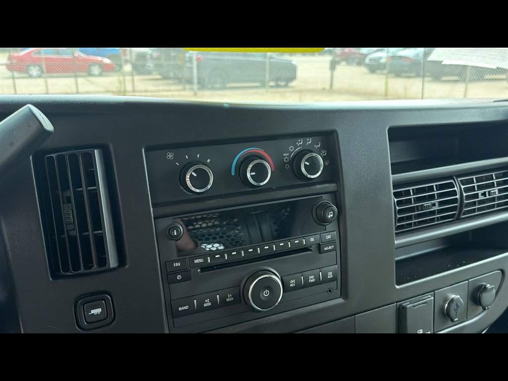 Used 2021 Chevrolet Express 2500 w/ Driver Convenience Package RWD image 18