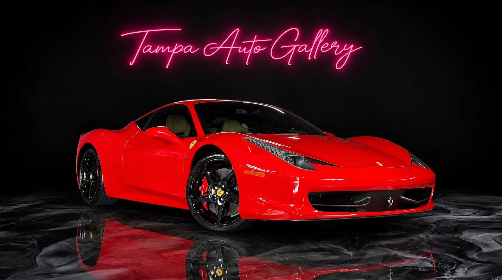 Used 2014 Ferrari 458 Italia Coupe RWD image 1