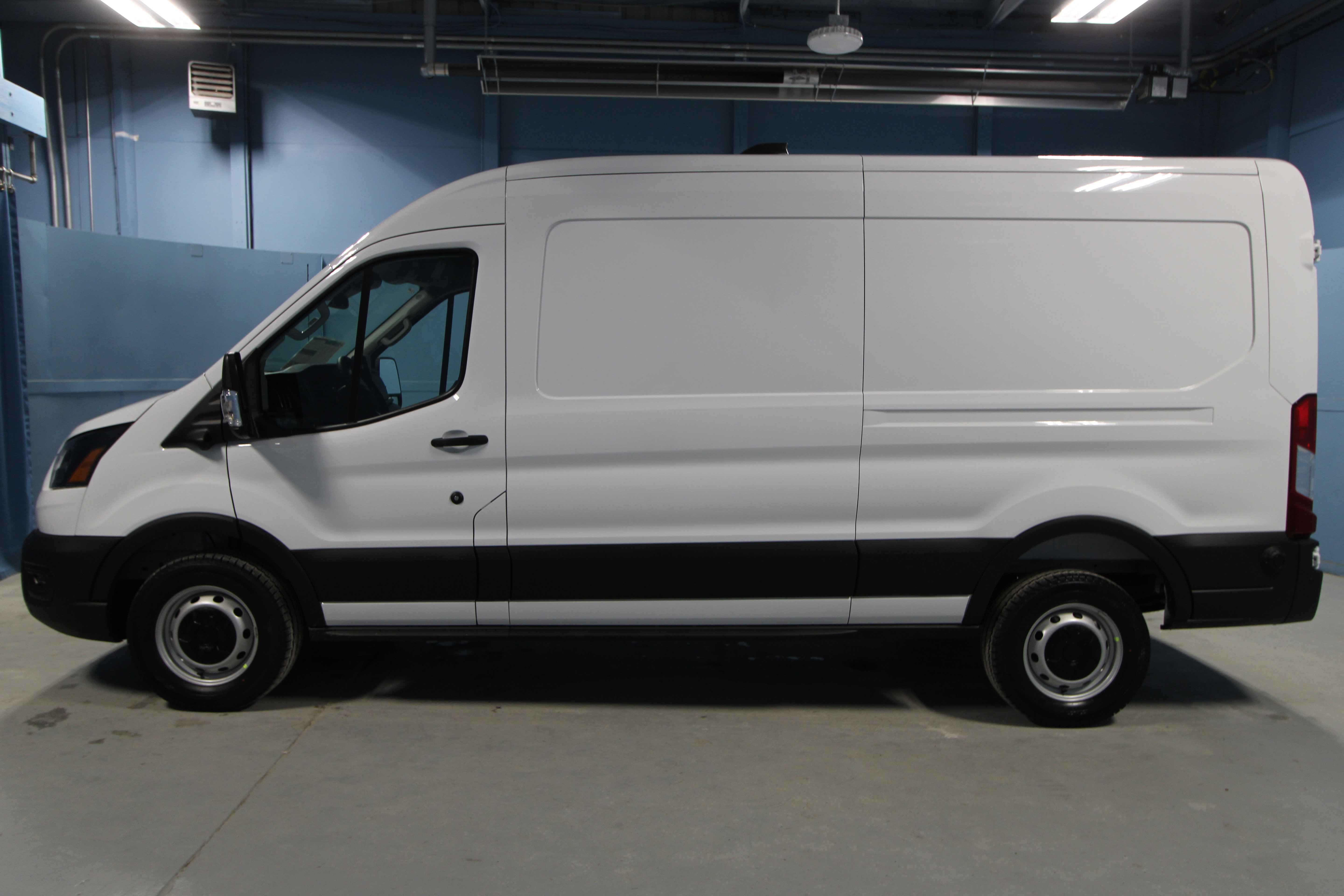 New 2026 Ford Transit 350 148 Medium Roof RWD image 20