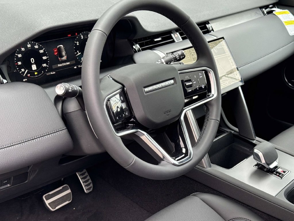 New 2026 Land Rover Discovery Sport Landmark AWD/4WD image 22