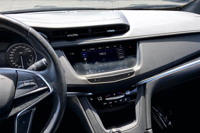 Used 2023 Cadillac XT5 Premium Luxury AWD/4WD image 5