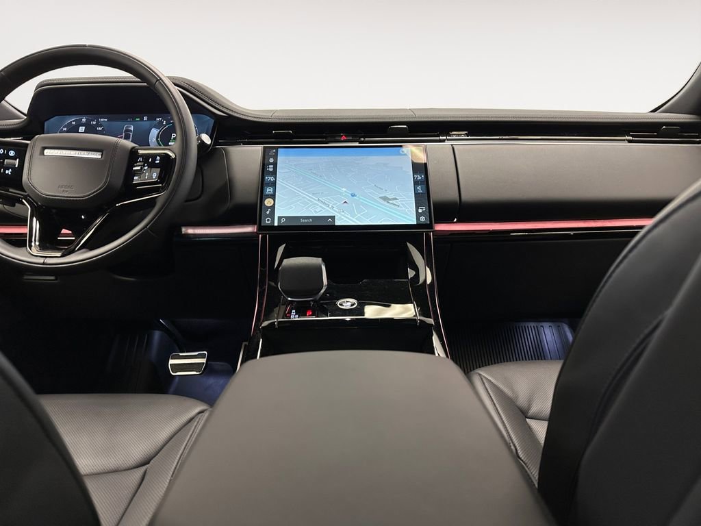 Used 2025 Land Rover Range Rover Sport Dynamic SE image 11