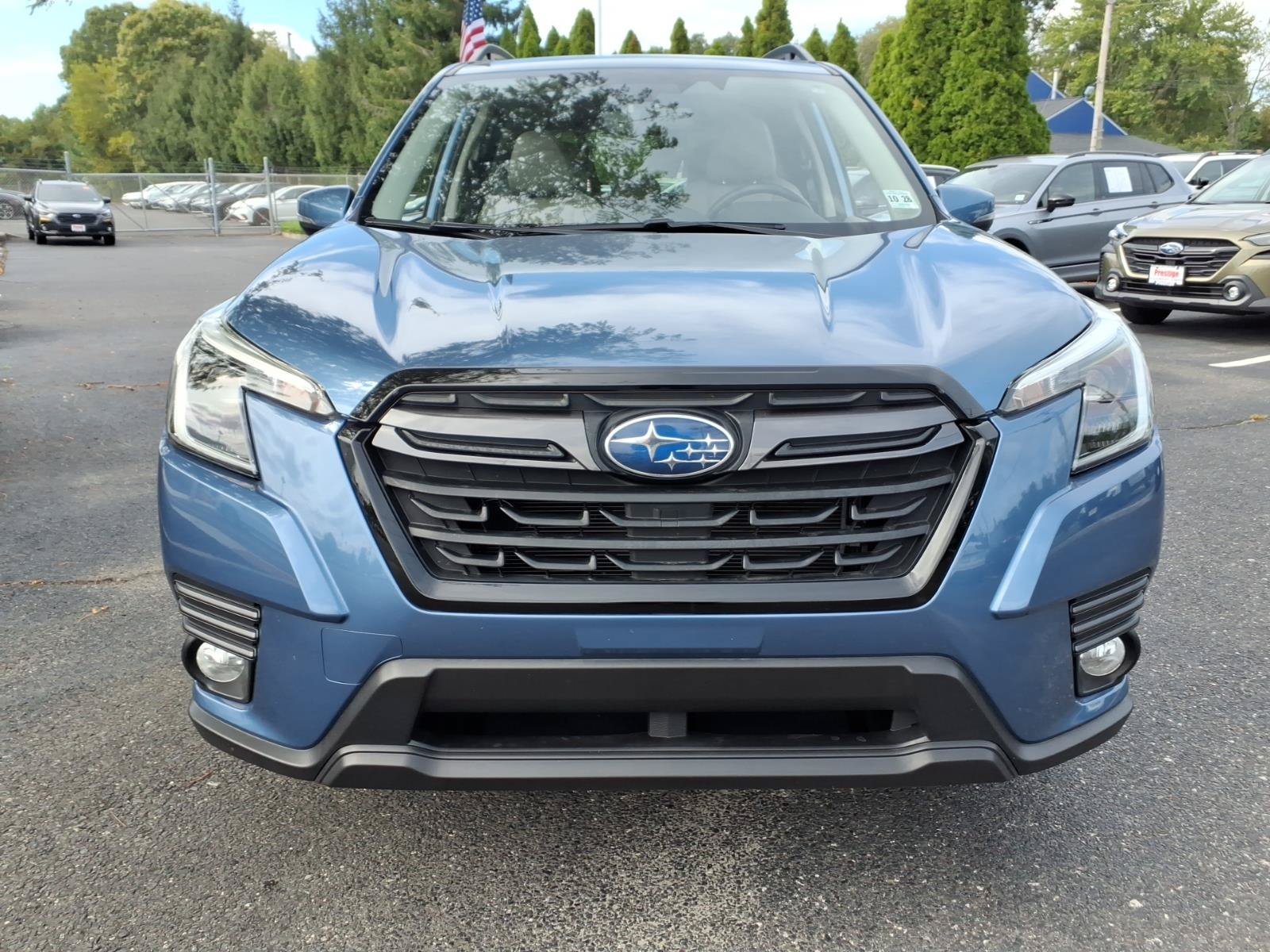 Certified 2023 Subaru Forester Limited AWD/4WD image 6