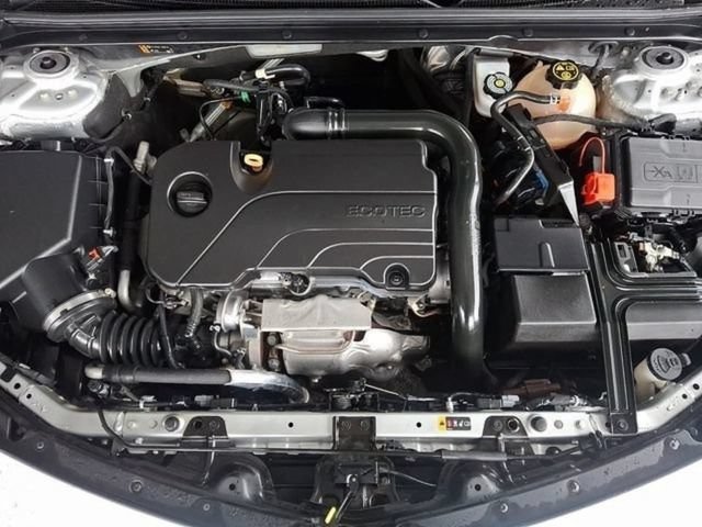 Used 2021 Chevrolet Malibu LT FWD image 31