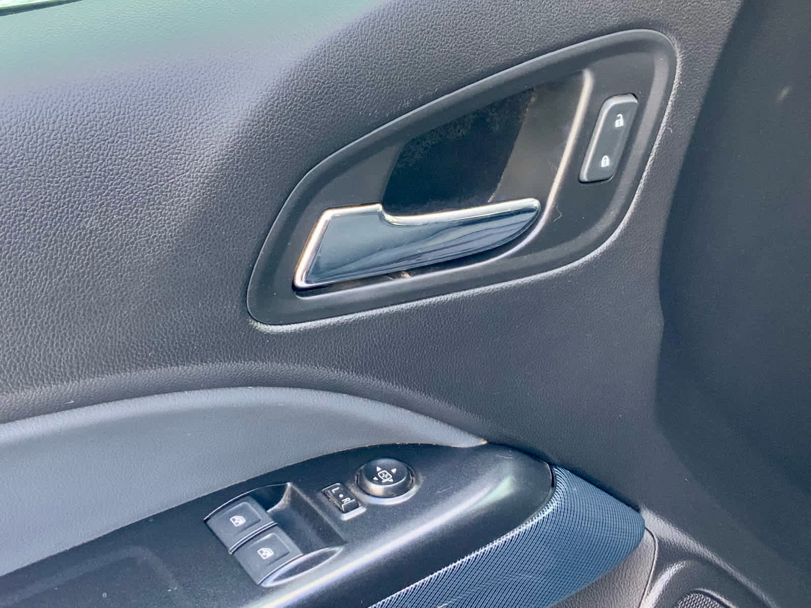 Used 2019 Chevrolet Colorado Z71 image 38