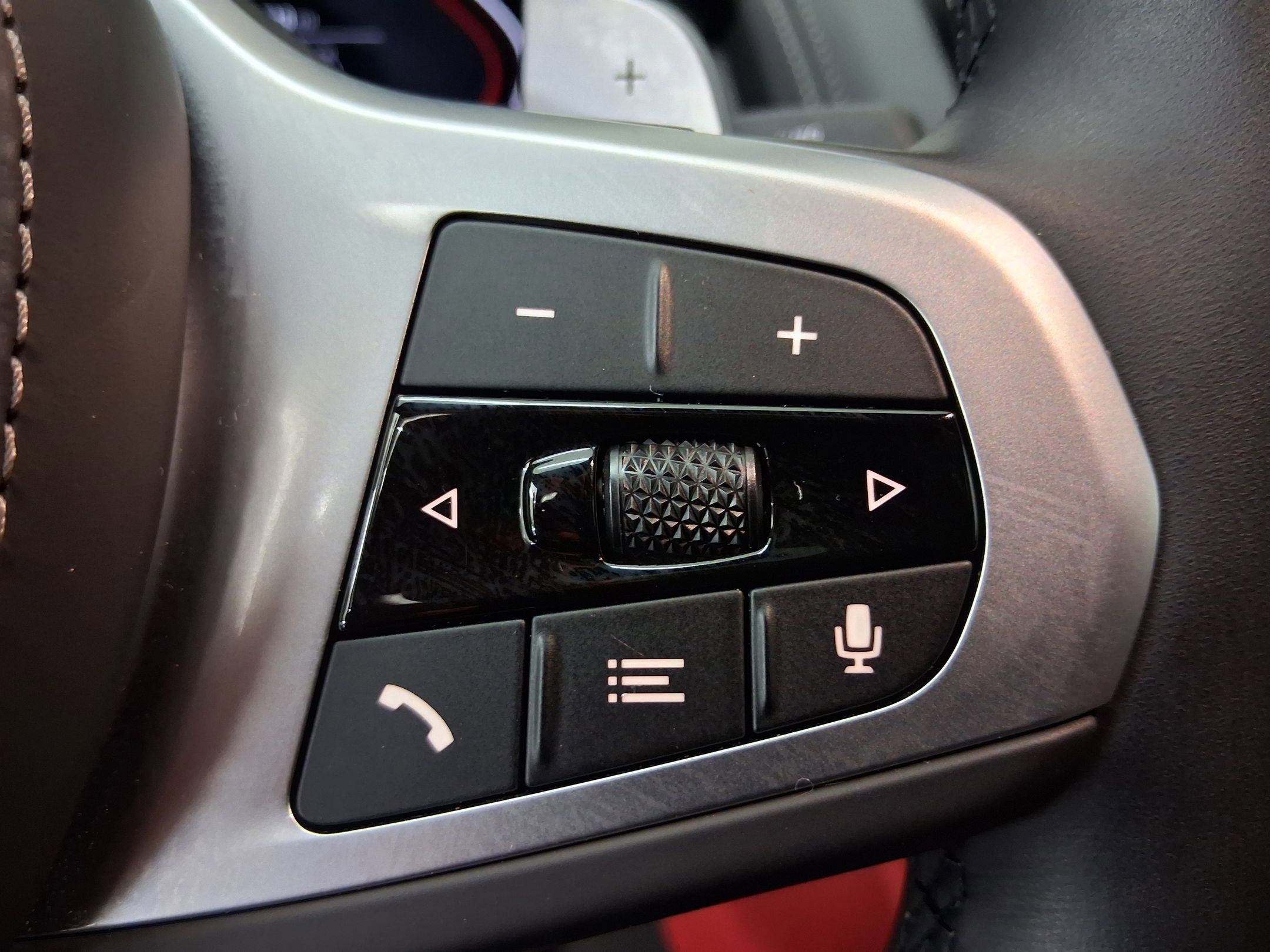 Used 2025 BMW 840i w/ M Sport Professional Package RWD image 25