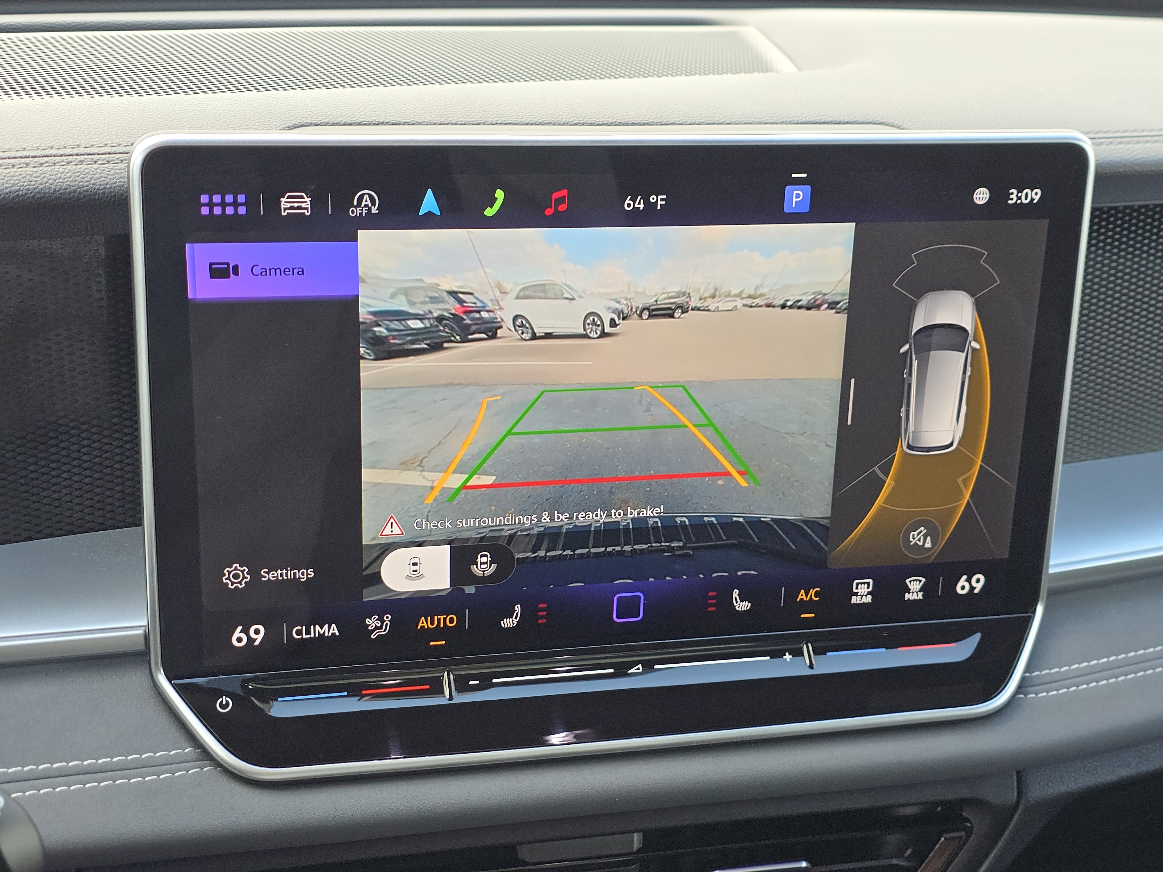 New 2025 Volkswagen Tiguan SE R-Line image 13