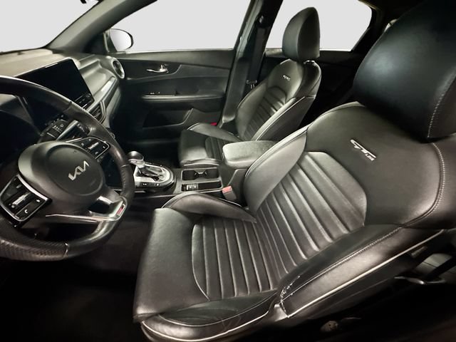 Used 2023 Kia Forte GT-Line w/ GT-Line Premium Package FWD image 22