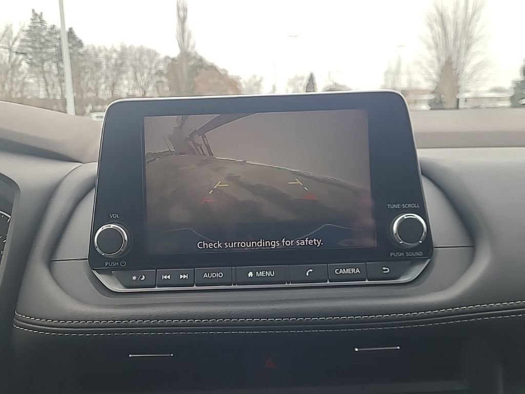 Used 2023 Nissan Rogue SV image 22