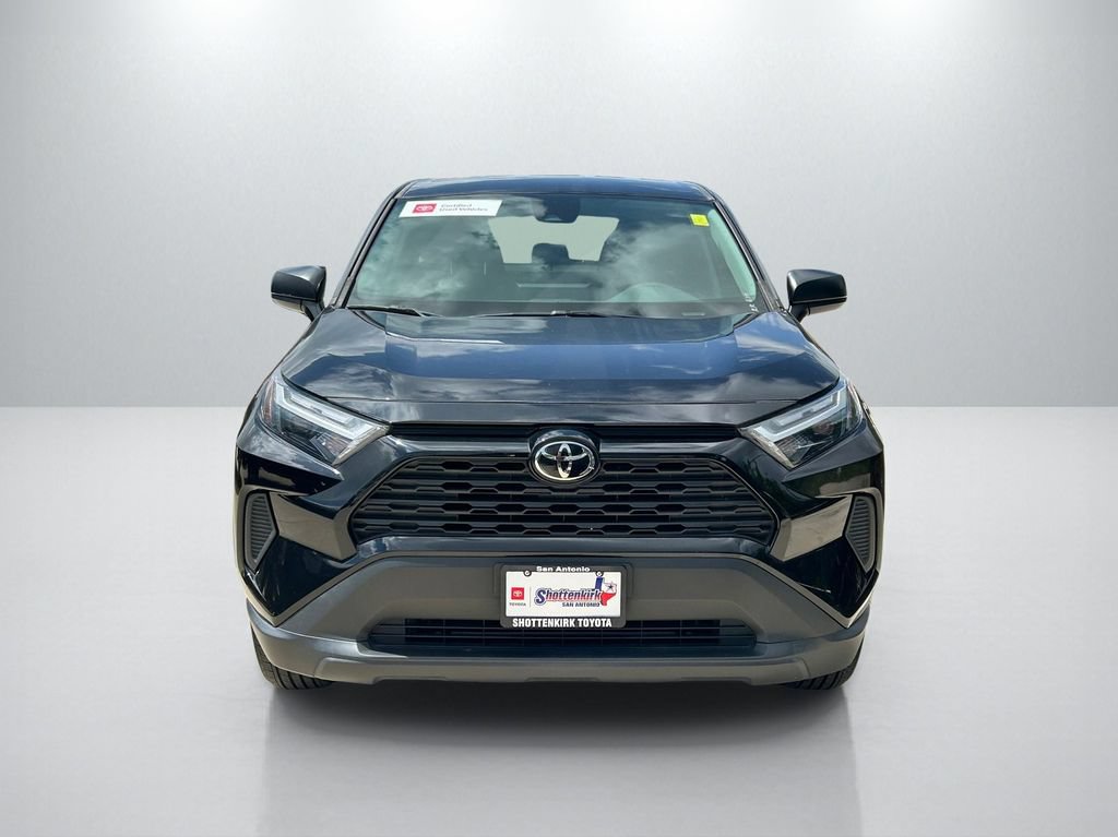 Used 2023 Toyota RAV4 LE FWD video 2
