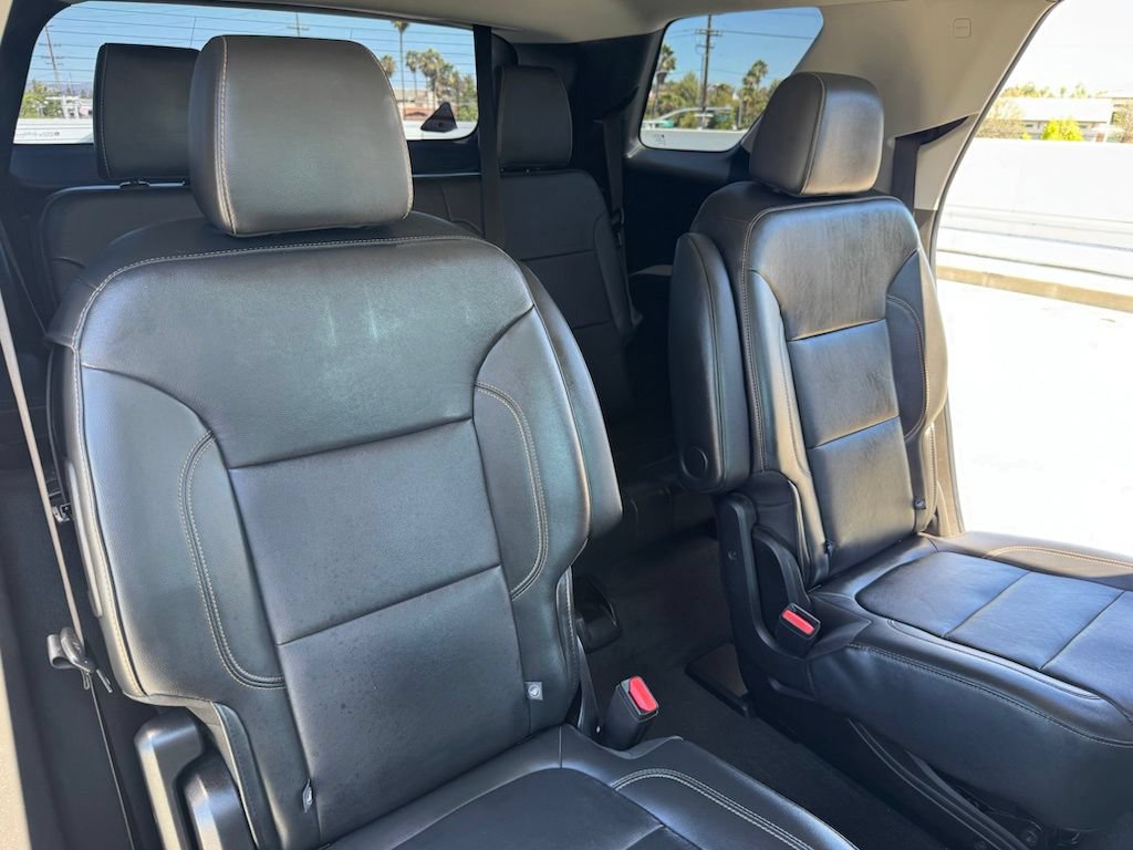 Used 2020 Chevrolet Traverse RS w/ LPO, Floor Liner Package FWD image 20