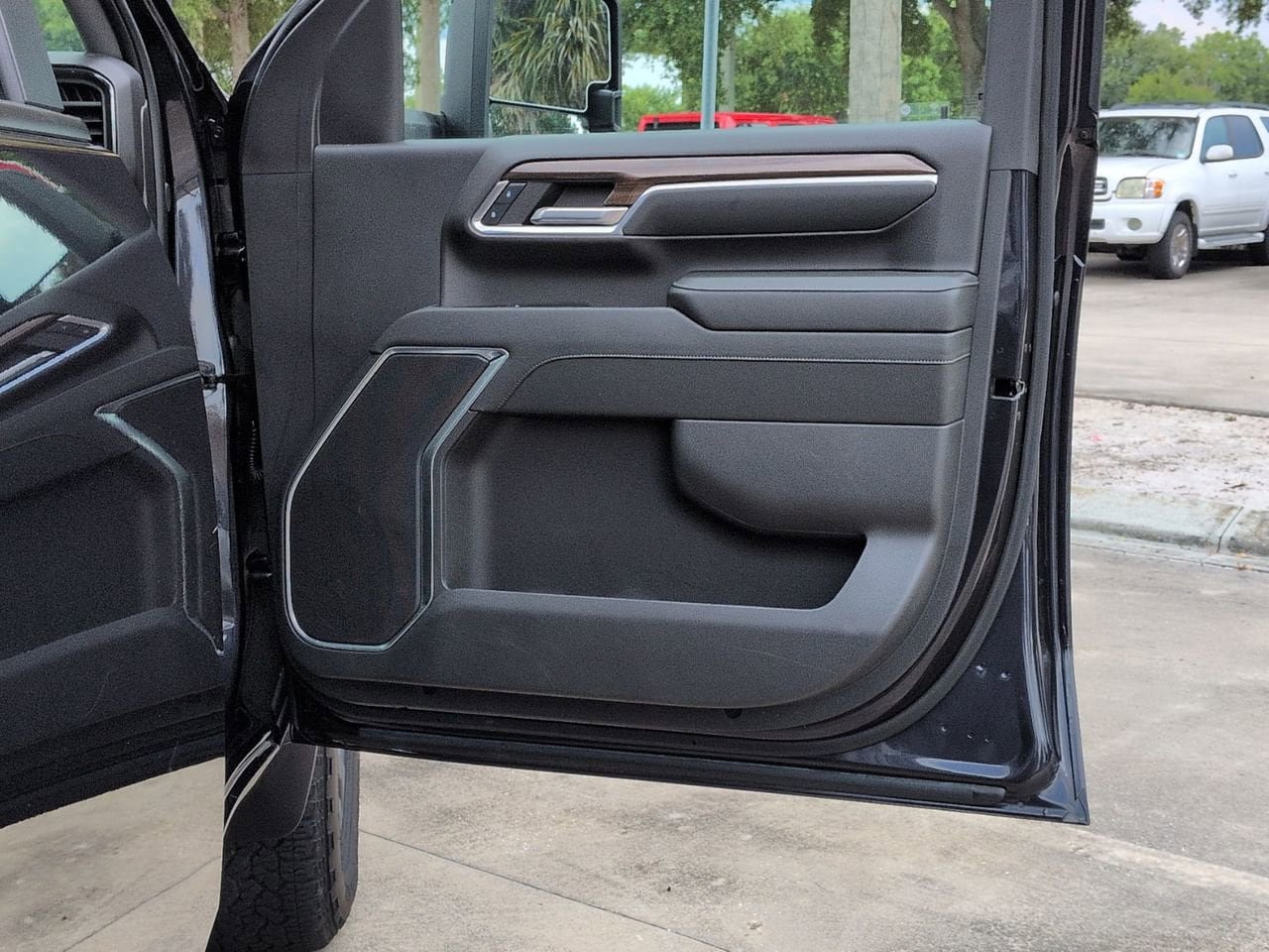 Used 2024 Chevrolet Silverado 3500 LT w/ All Star Edition AWD/4WD image 21