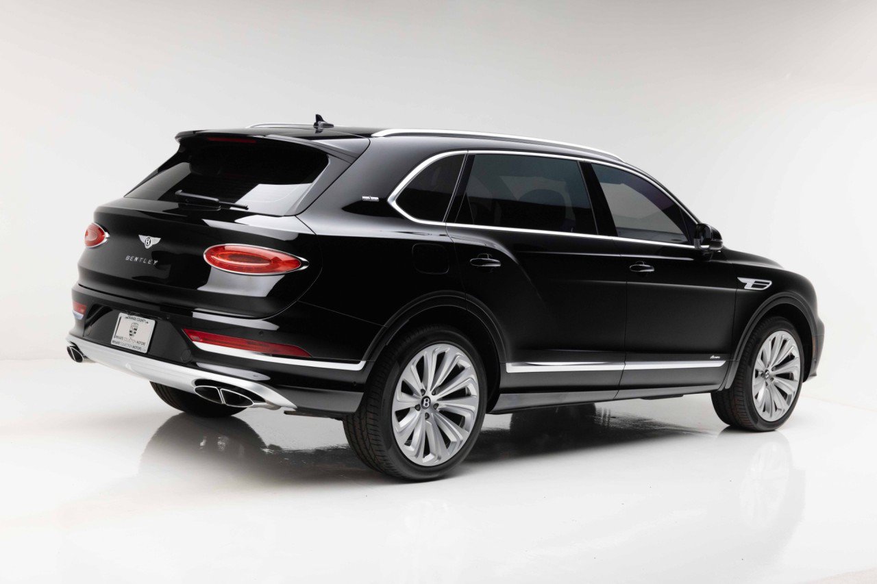 Used 2023 Bentley Bentayga Extended Wheelbase AWD/4WD image 11