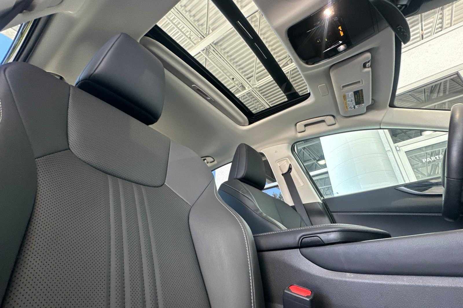 Used 2025 Lexus NX 250 FWD w/ Accessory Package (2T) image 21