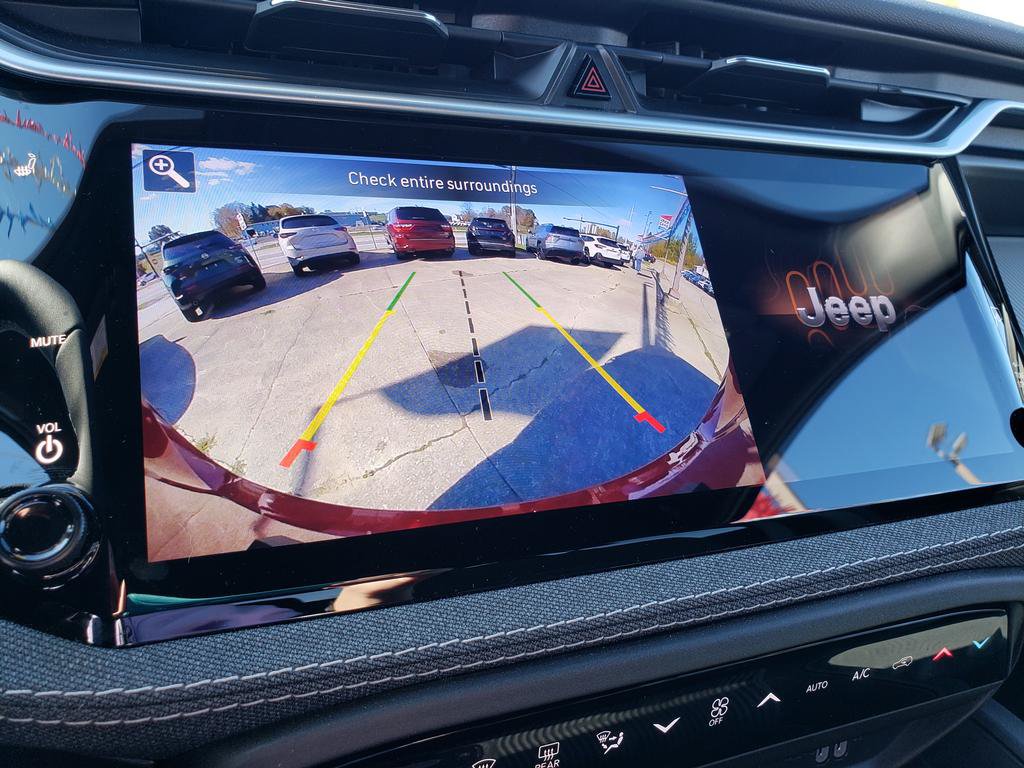New 2026 Jeep Cherokee Laredo AWD/4WD image 20