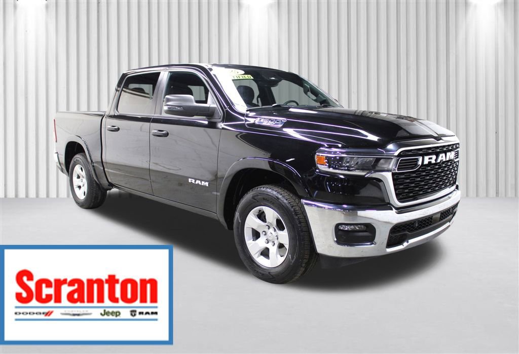 Used 2025 RAM 1500 Big Horn AWD/4WD image 1