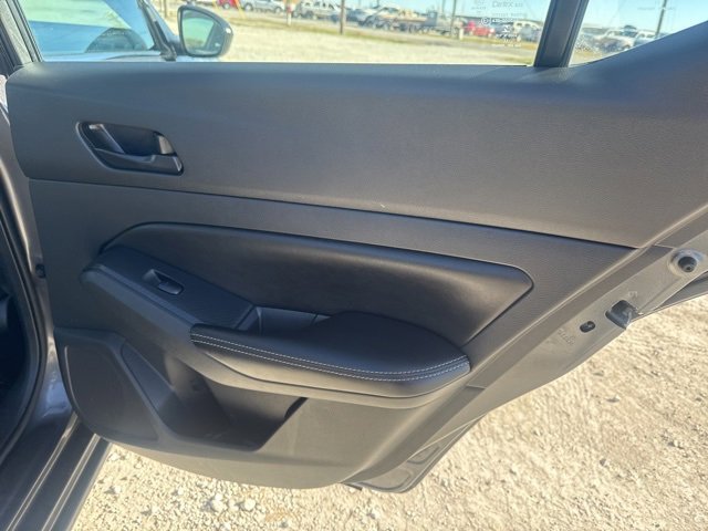 Used 2024 Nissan Altima 2.5 SV image 17