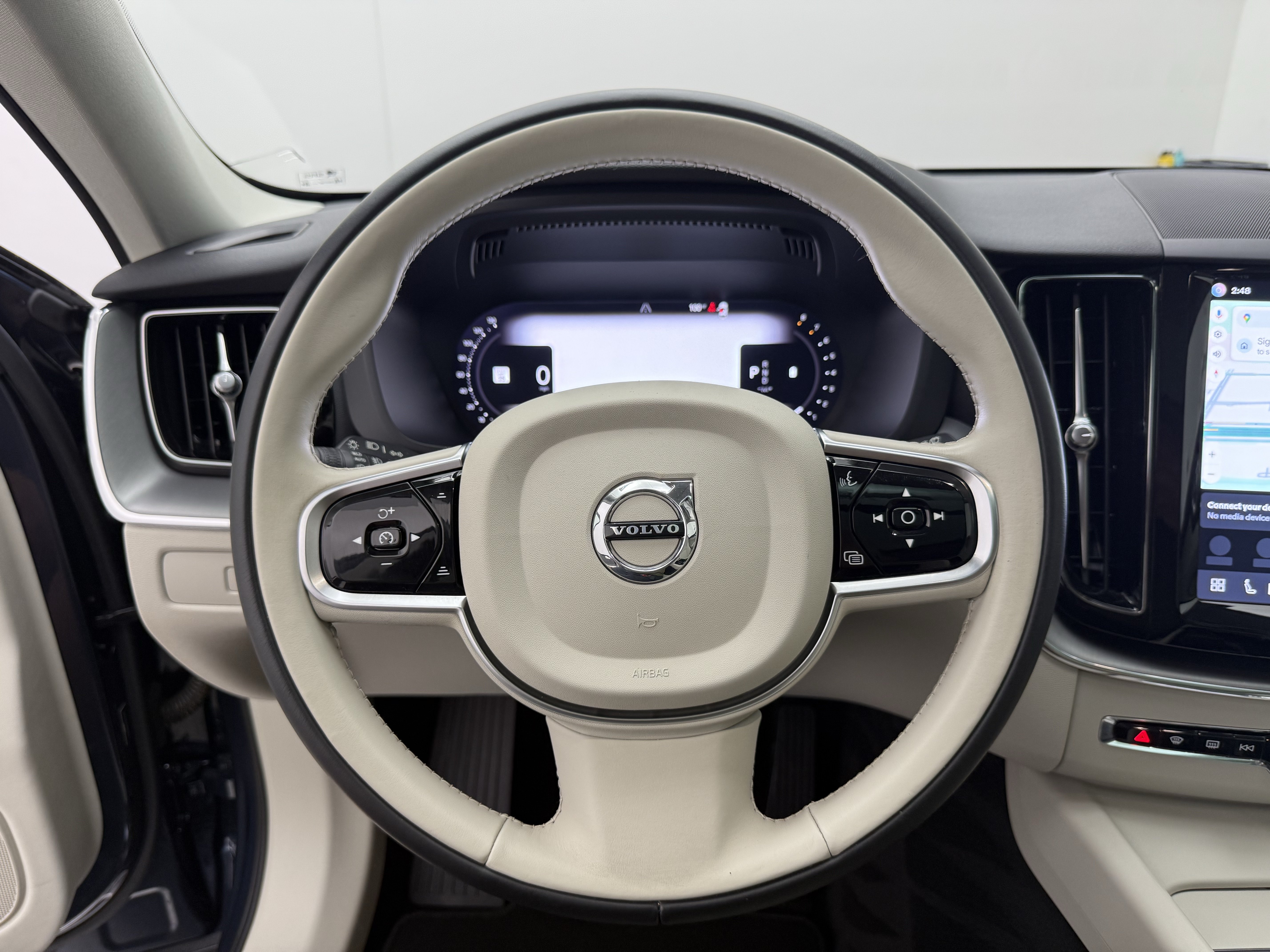 Certified 2024 Volvo XC60 B5 Core w/ Protection Package Premier AWD/4WD image 15