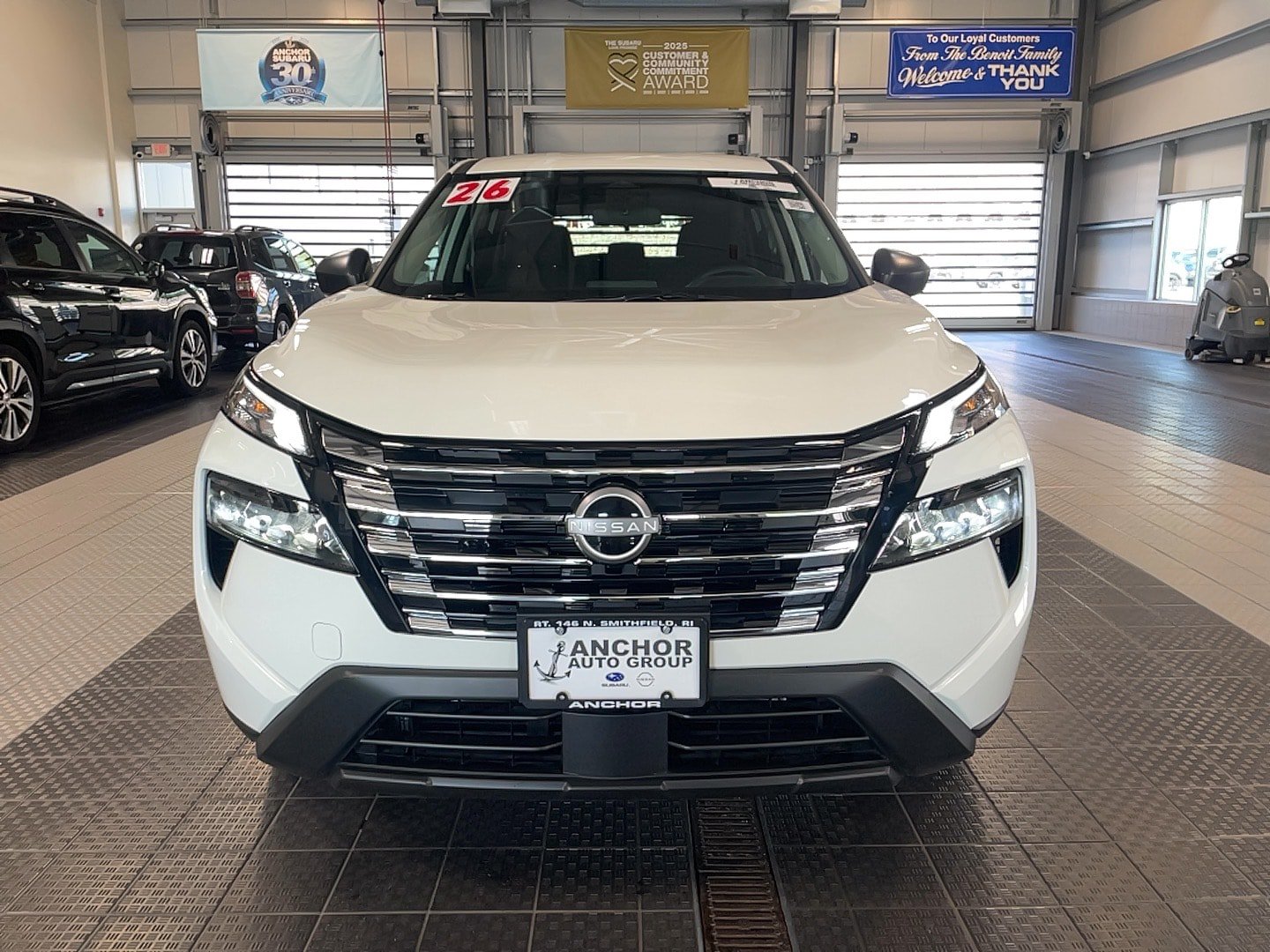 Used 2026 Nissan Rogue S AWD/4WD image 2
