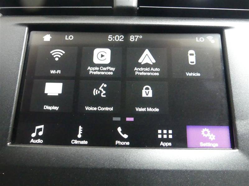 Used 2018 Ford Fusion SE w/ Fusion SE Technology Package FWD image 42