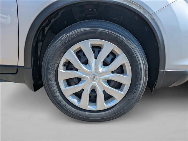 Used 2018 Nissan Rogue S AWD/4WD image 21
