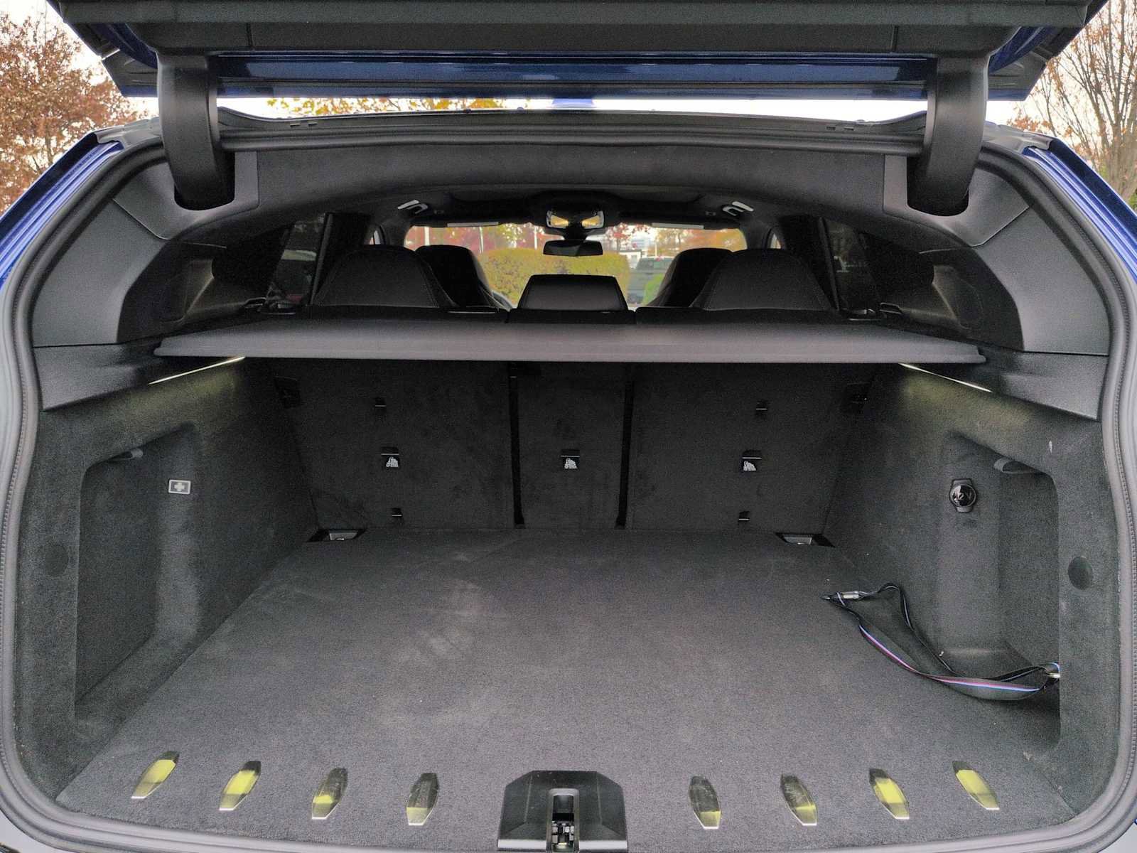 New 2026 BMW XM Label Red image 35