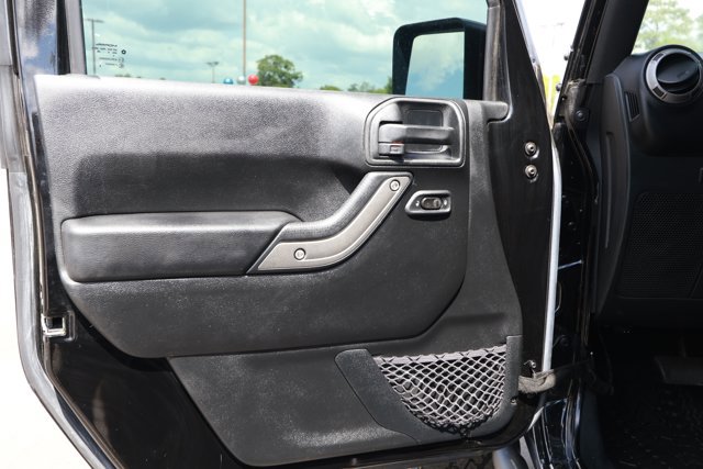 Used 2016 Jeep Wrangler Sport image 19