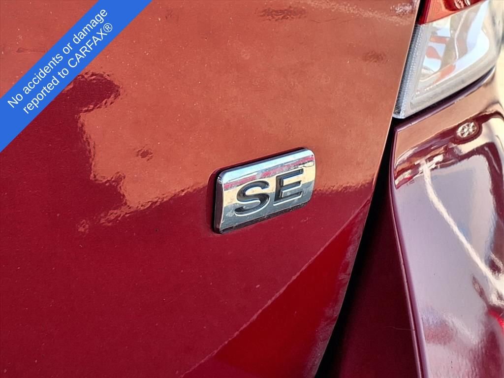 Used 2010 Ford Focus SE image 11