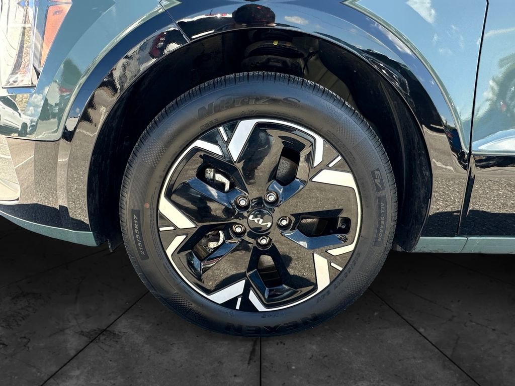 Used 2024 Kia Niro Wind FWD image 14