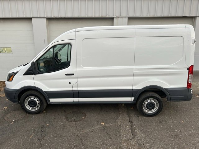 Used 2015 Ford Transit 250 130 Medium Roof image 3
