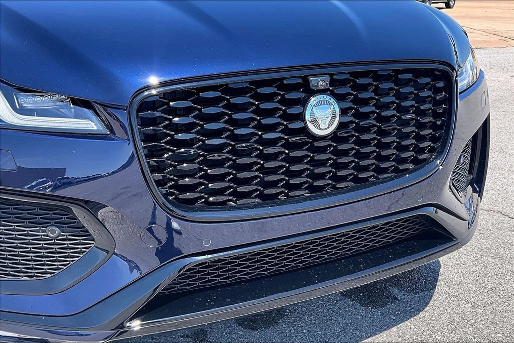 Used 2026 Jaguar F-PACE R-Dynamic S AWD/4WD image 28