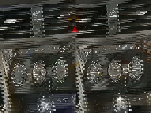 Certified 2022 Volkswagen Jetta SEL image 17