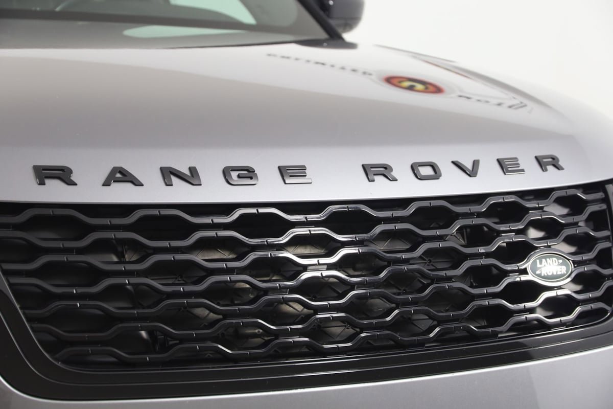 Used 2023 Land Rover Range Rover Velar R-Dynamic S AWD/4WD image 18