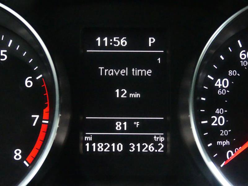 Used 2015 Volkswagen Jetta SE FWD image 34