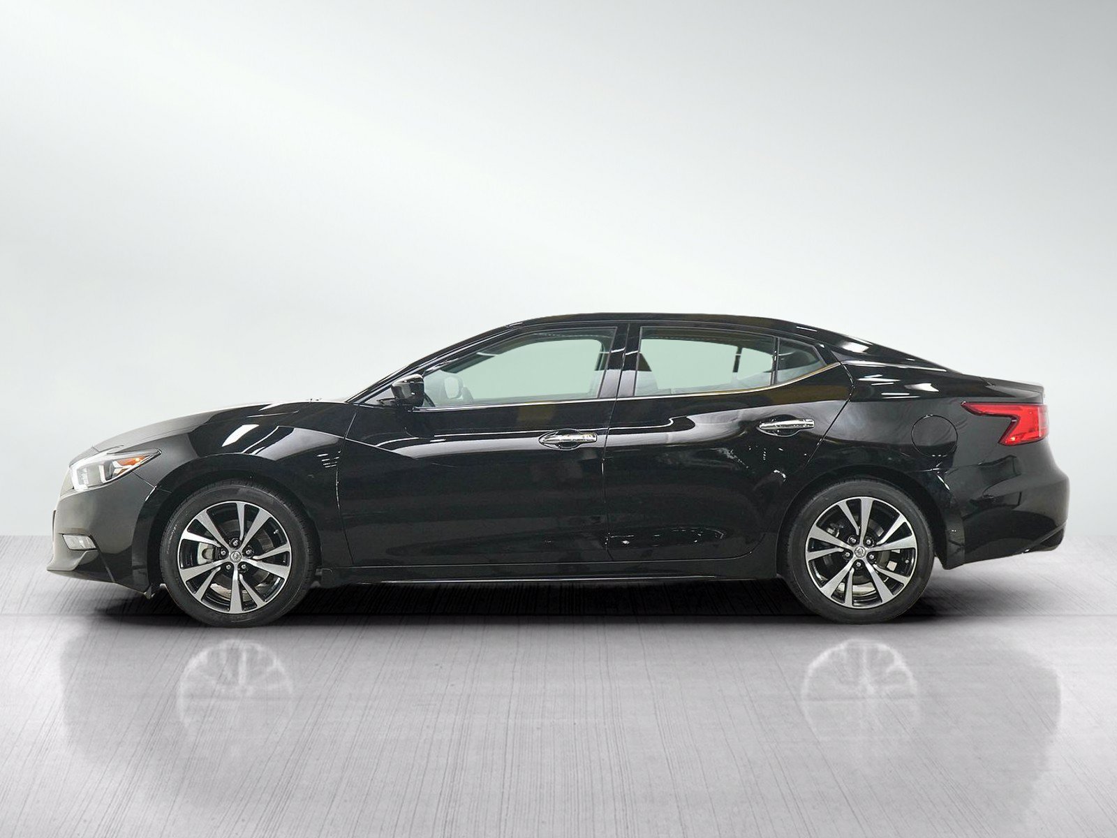 Used 2018 Nissan Maxima 3.5 S FWD image 2
