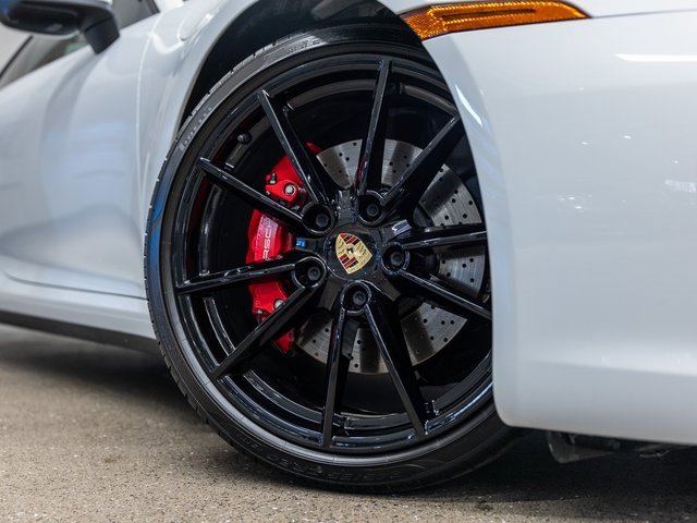 Used 2022 Porsche 911 Carrera S image 12