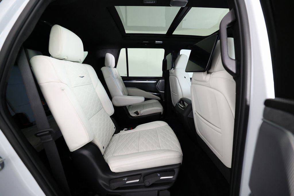 Used 2026 Cadillac Escalade V image 11