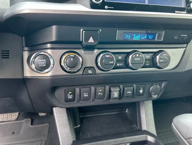Used 2023 Toyota Tacoma TRD Off-Road w/ Technology Package AWD/4WD image 21