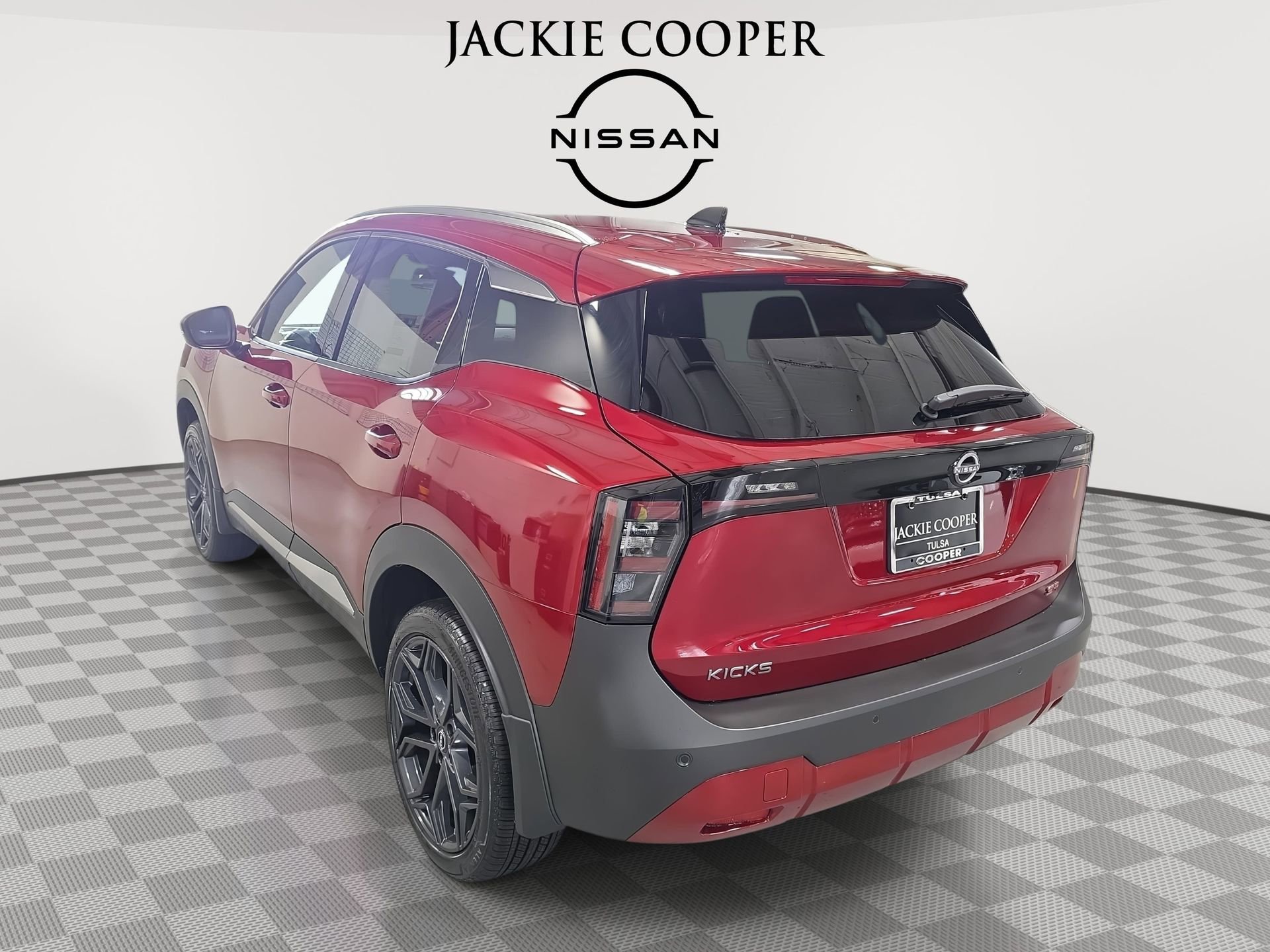 New 2026 Nissan Kicks SR FWD image 7