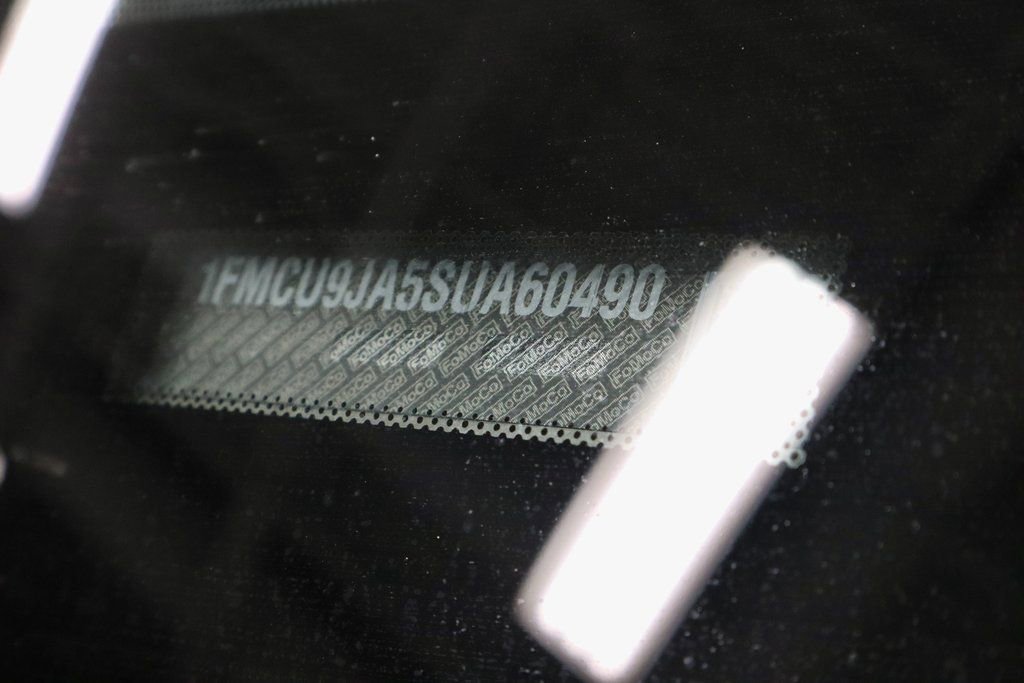 Used 2025 Ford Escape Platinum image 32