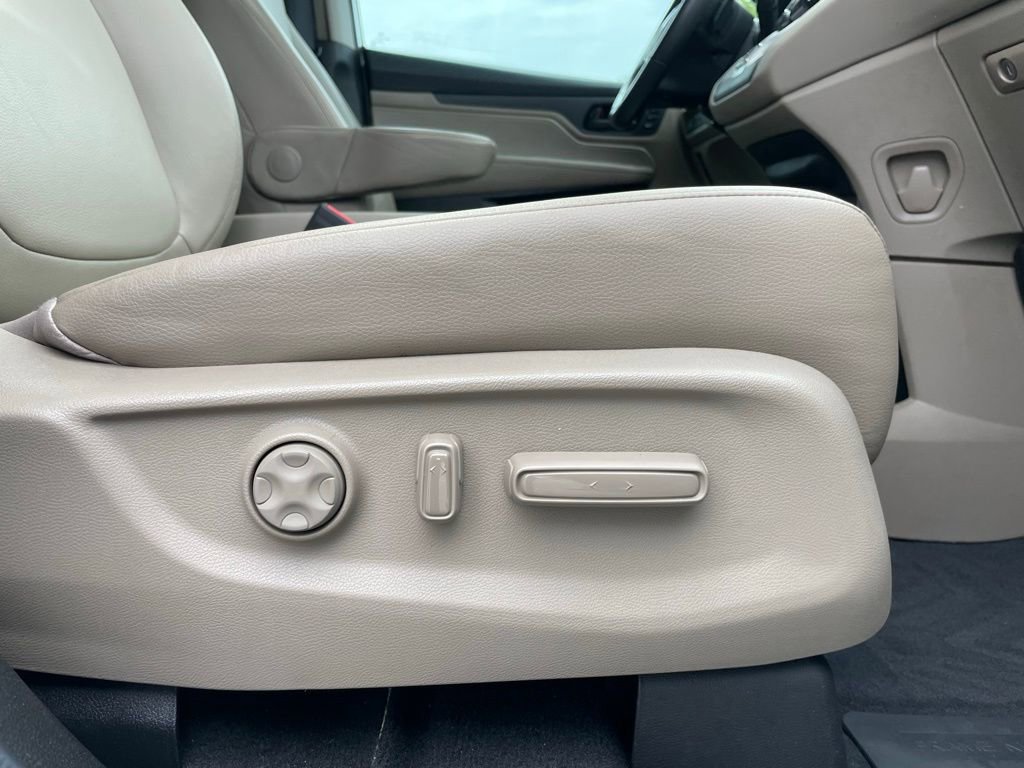 Certified 2024 Honda Odyssey EX-L image 30