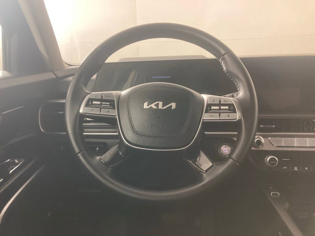 Certified 2025 Kia Telluride S AWD/4WD image 6