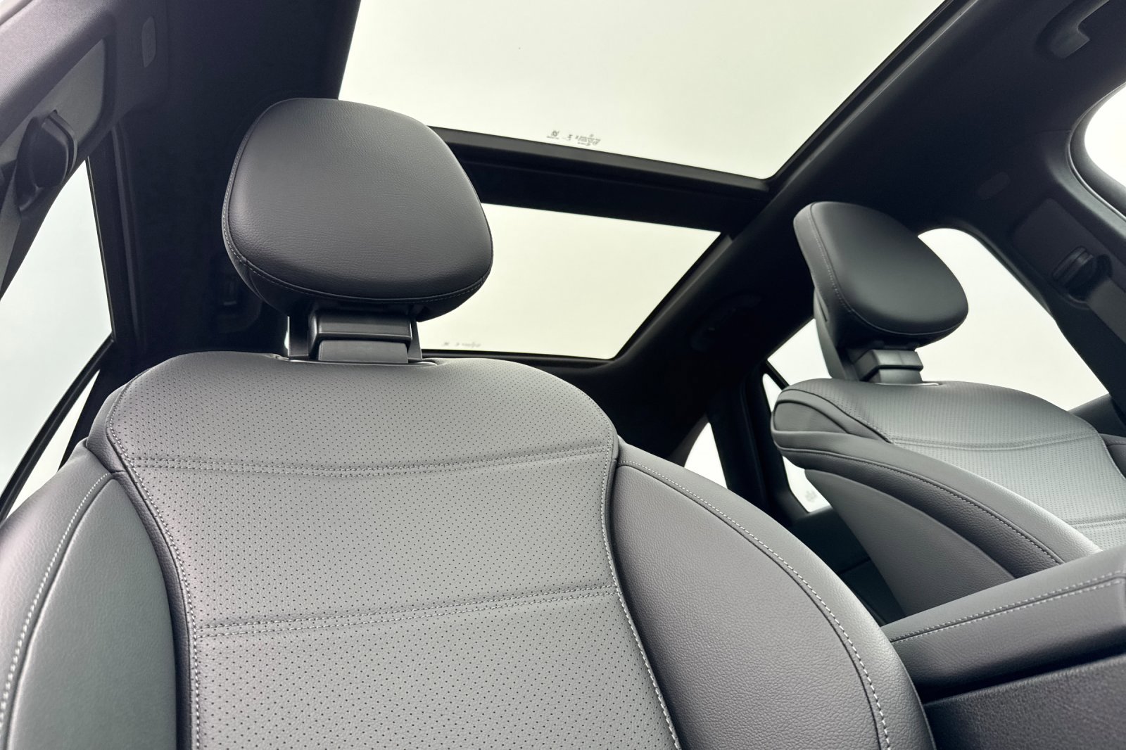 New 2026 Mercedes-Benz GLC 300 4MATIC image 17